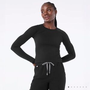 NWT Figs Black Salta Seamless Cropped Long Sleeve Underscrub